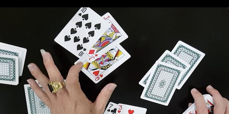 Cách chơi bài cào tố về tổng quan